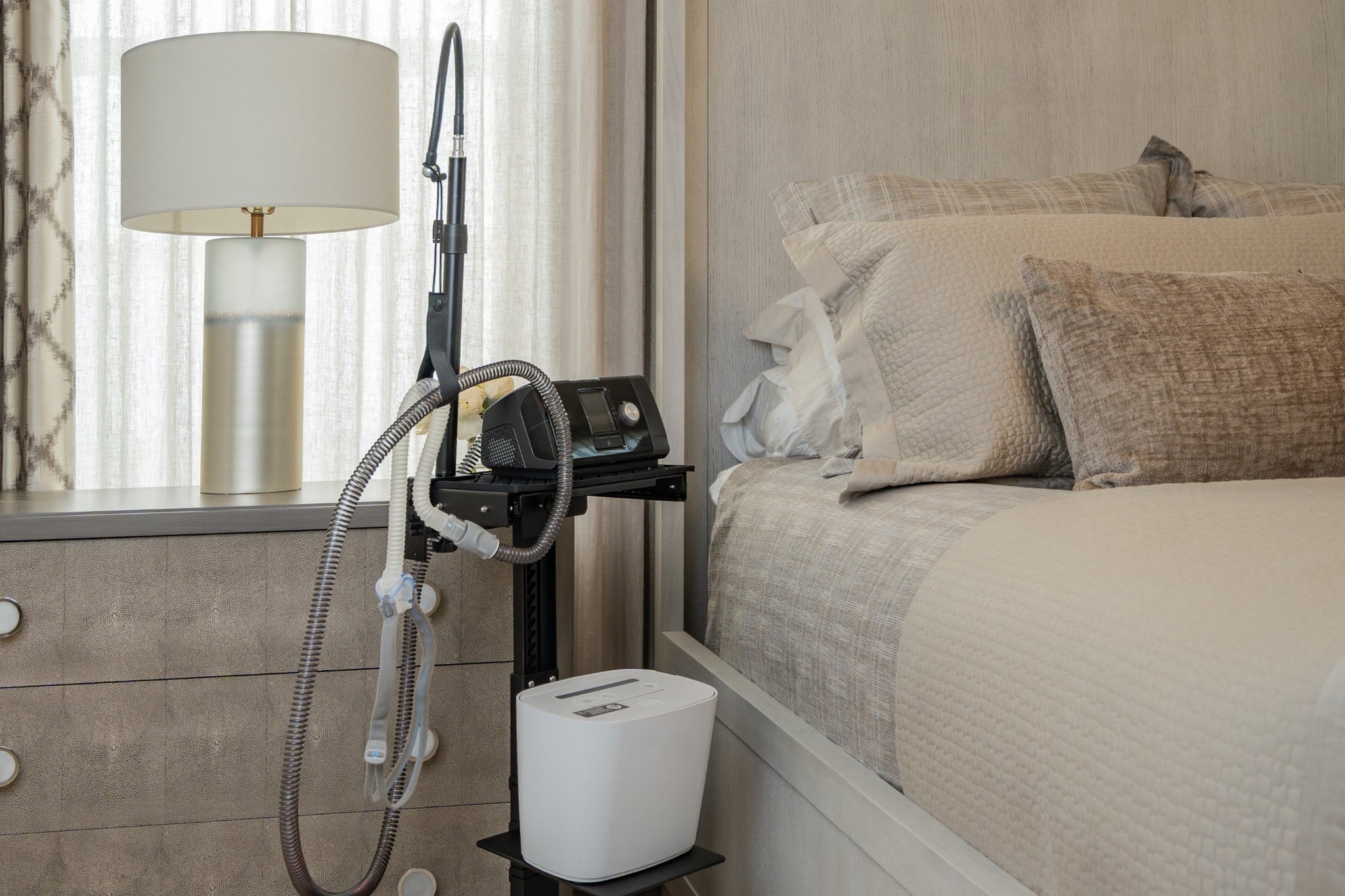 How to Keep Your Bedroom Organized with a CPAP Machine